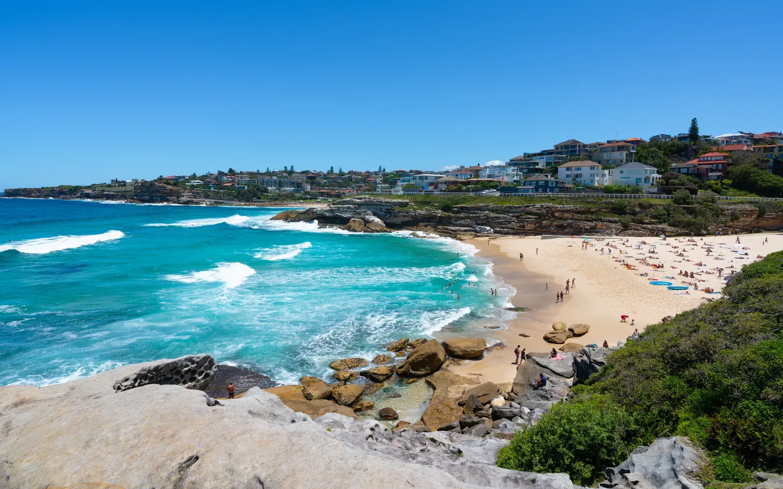 Clifftop homes above Tamarama Beach in Sydney's Eastern Suburbs, for Luis Lequerica's LN Property Buyers guide to off-market property